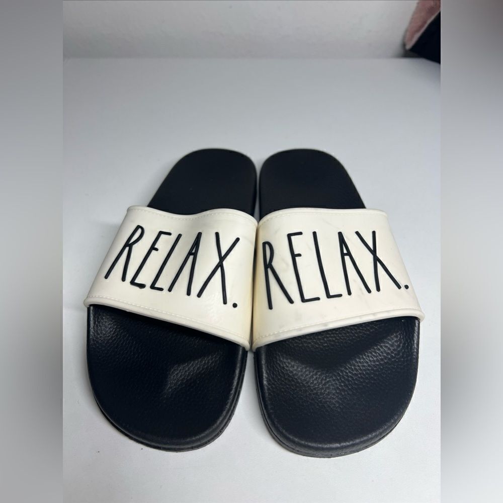 Rae Dunn Black Off White RELAX Slippers Slides Size 9 EUC